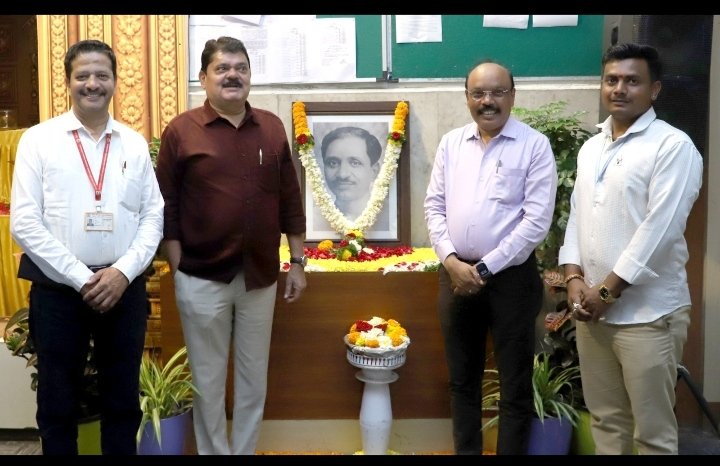 पंडित दीनदयाळ उपाध्याय जयंतीनिमित्त महापालिकेत अभिवादन