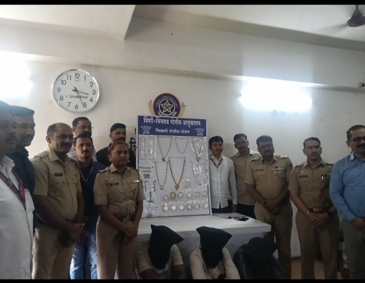 चिखली पोलिसांचा धडाका! तळवड्यात वृद्ध महिलेला बांधून ५३ लाखांची लूट; अवघ्या ८ तासांत तीन आरोपी जेरबंद