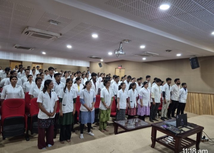 पुणे जिल्ह्यात ‘आरोग्य संवाद’ अभियानाची यशस्वी सांगता; ११ हजार विद्यार्थ्यांनी घेतली आरोग्याची शपथ!